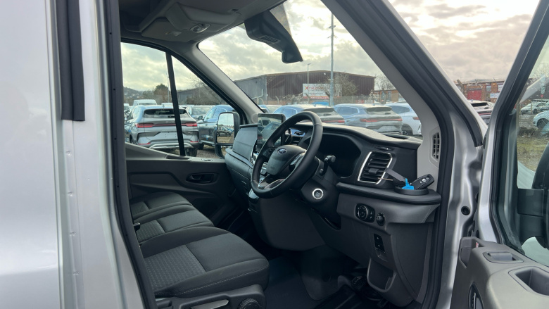 Ford Transit E-350 L3 Rwd 135kW 68kWh H2 Trend Van Auto